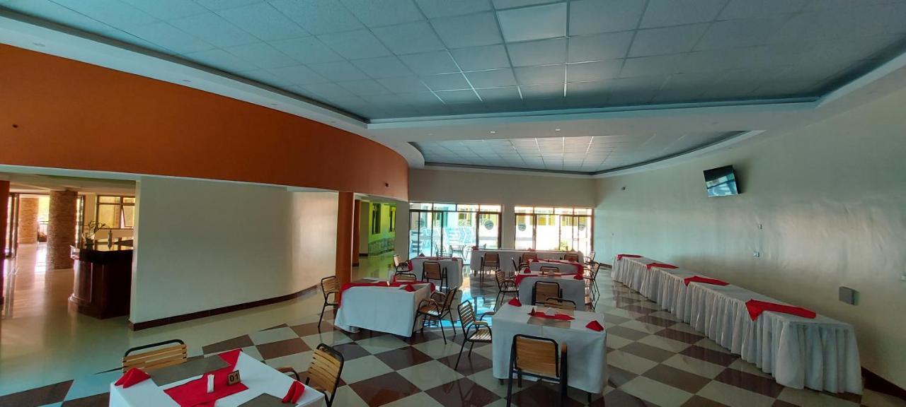Asamar Country Resort ムバララ エクステリア 写真
